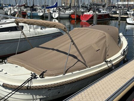 Interboat 650 Buiskap