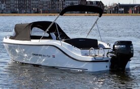 Corsiva 505 New Age Biminitop RVS Exclusive